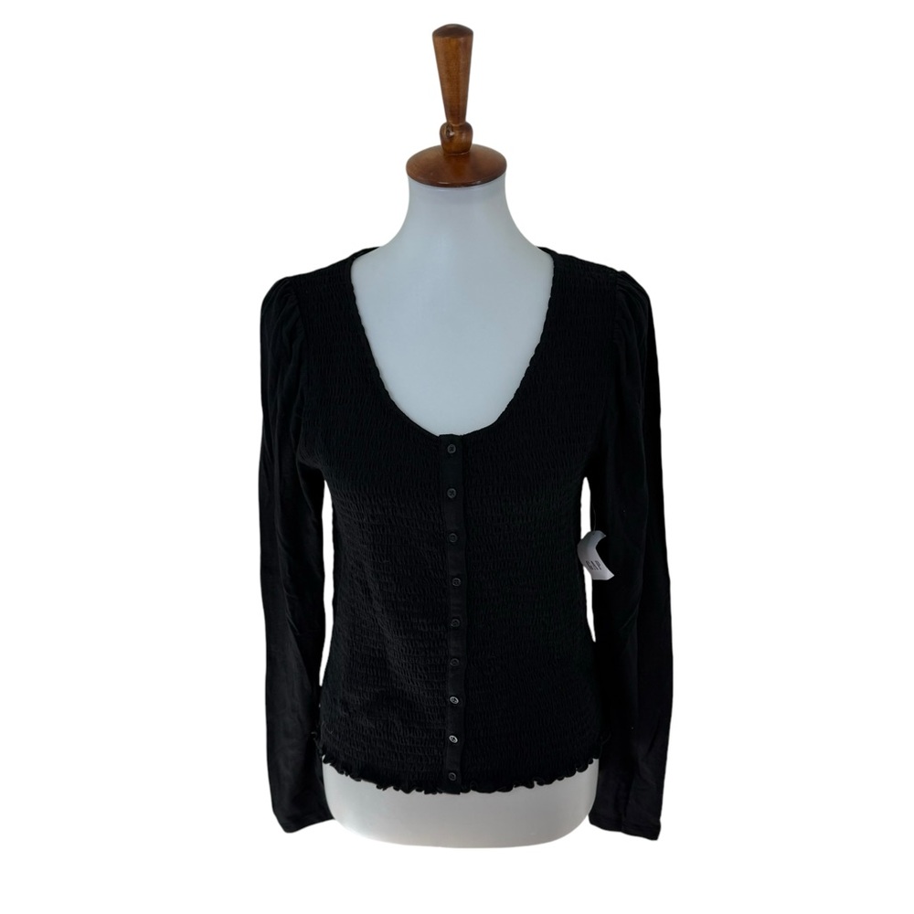 NWT GAP Long Sleeve Scoop Neck Top Black Size Medium